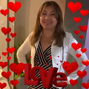 Meet your Posher, Angela